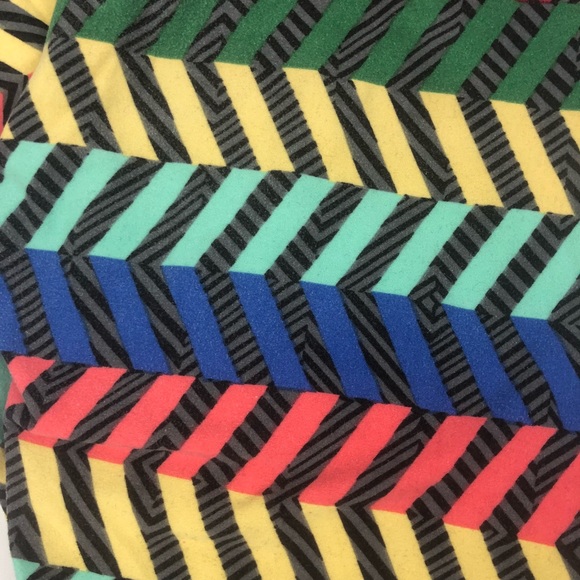 Lularoe Tall & Curvy - Picture 3 of 6